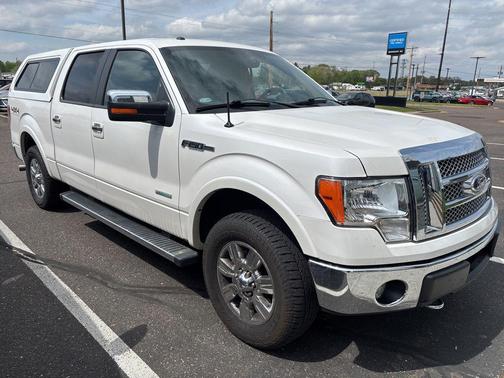 White Platinum Clearcoat Metallic 2011 Ford F-150 Lariat