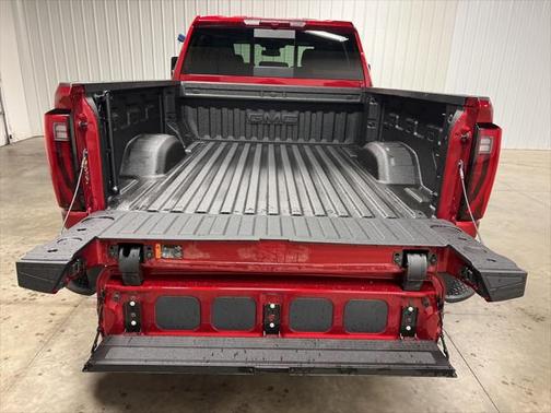 2025 GMC Sierra 2500 SLT