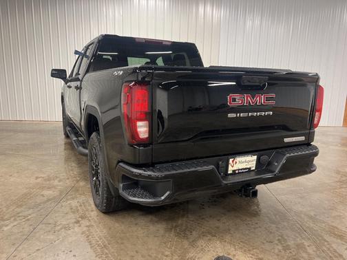2026 GMC Sierra 1500 Base