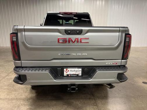 2025 GMC Sierra 2500 AT4