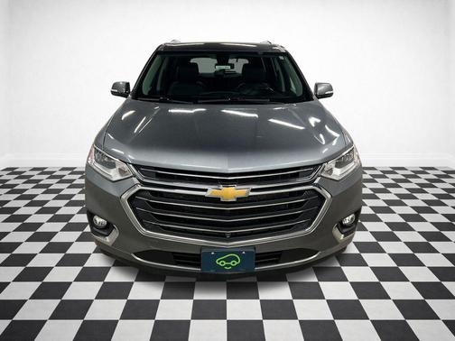 Satin Steel Metallic 2020 Chevrolet Traverse Premier