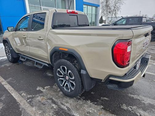 2023 GMC Canyon AT4