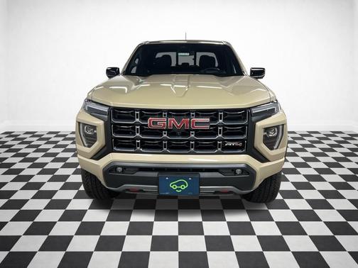 2023 GMC Canyon AT4