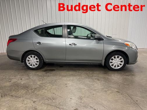 2012 Nissan Versa 1.6 S