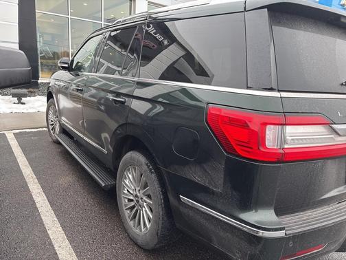 2021 Lincoln Navigator Standard