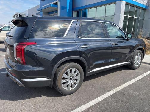 2023 Hyundai PALISADE SE