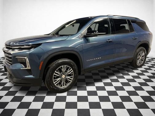 Lakeshore Blue Metallic 2025 Chevrolet Traverse LT