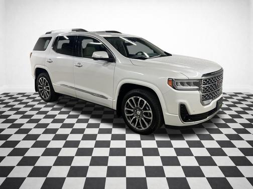 2022 GMC Acadia Denali
