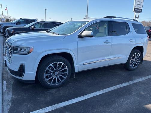 2022 GMC Acadia Denali