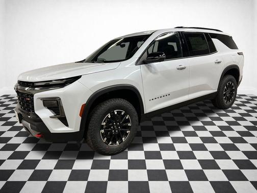 Polar White Tricoat 2026 Chevrolet Traverse AWD Z71