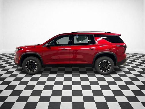 Radiant Red Tintcoat 2026 Chevrolet Traverse AWD Z71