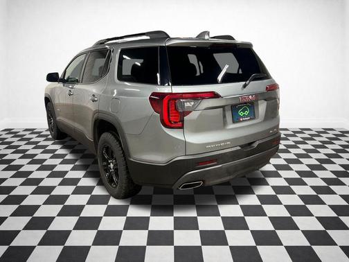 Sterling Metallic 2023 GMC Acadia AWD AT4