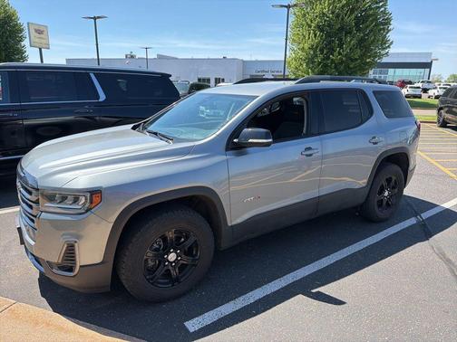 Sterling Metallic 2023 GMC Acadia AWD AT4