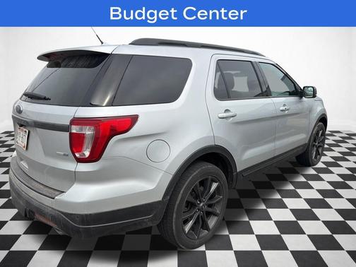 Ingot Silver 2018 Ford Explorer XLT