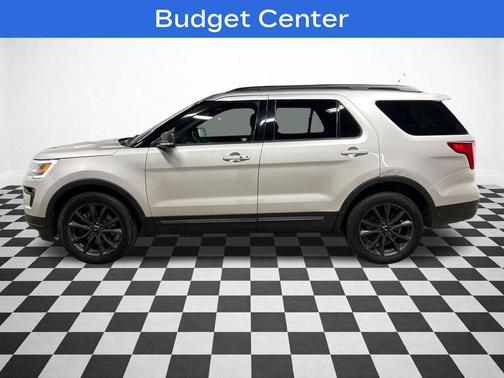 Ingot Silver 2018 Ford Explorer XLT