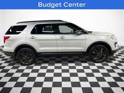 Ingot Silver 2018 Ford Explorer XLT