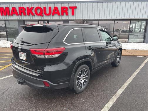 2018 Toyota Highlander SE