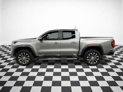 2024 GMC Canyon Denali