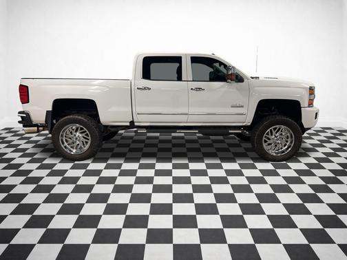 2017 Chevrolet Silverado 2500 High Country