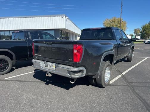 2022 Chevrolet Silverado 3500 LT
