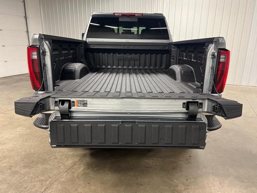 2026 GMC Sierra 2500 SLT