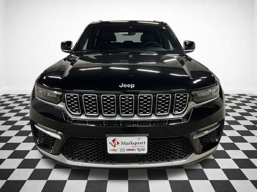 2023 Jeep Grand Cherokee Summit