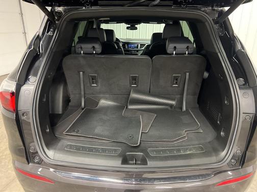 2022 Buick Enclave AWD Essence