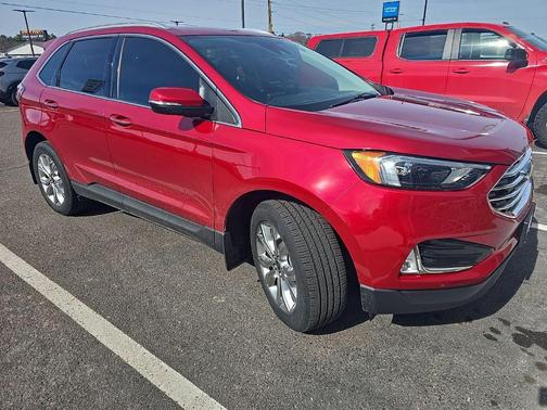 Rapid Red Metallic Tinted Clearcoat 2024 Ford Edge Titanium