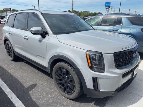Wolf Gray 2022 Kia Telluride SX