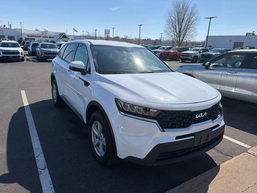 2023 Kia Sorento LX