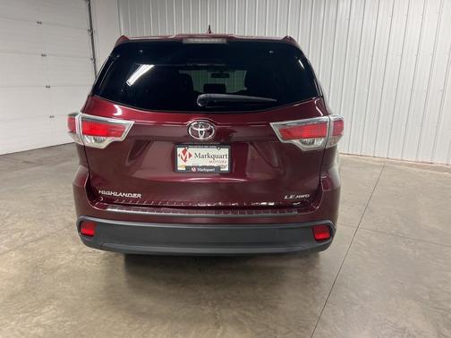 2016 Toyota Highlander LE