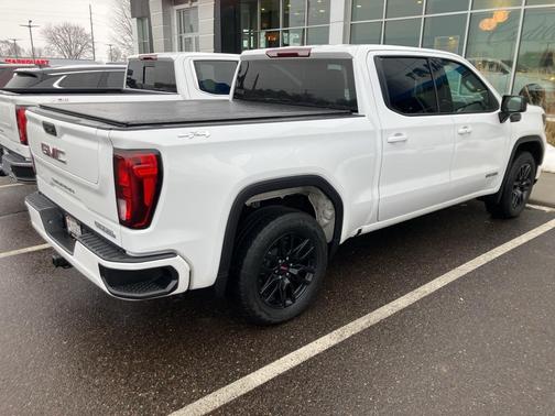 2022 GMC Sierra 1500 Elevation