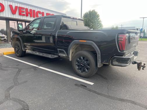 2024 GMC Sierra 2500 AT4