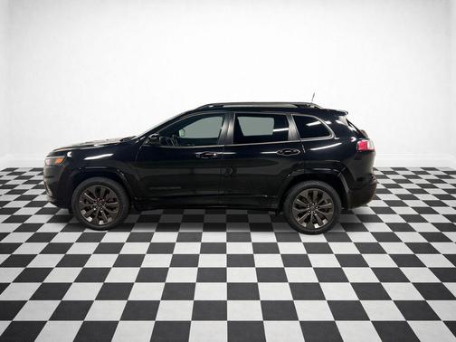 Diamond Black Crystal Pearlcoat 2019 Jeep Cherokee Limited