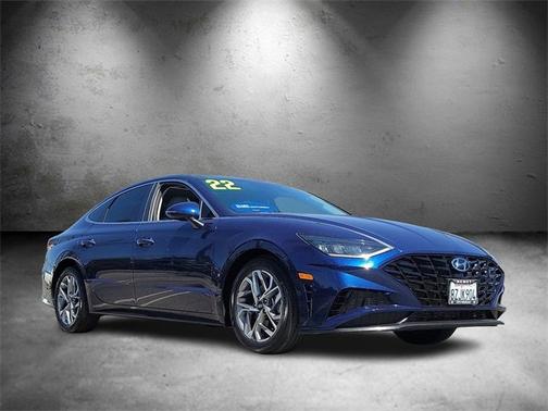 2022 Hyundai SONATA SEL