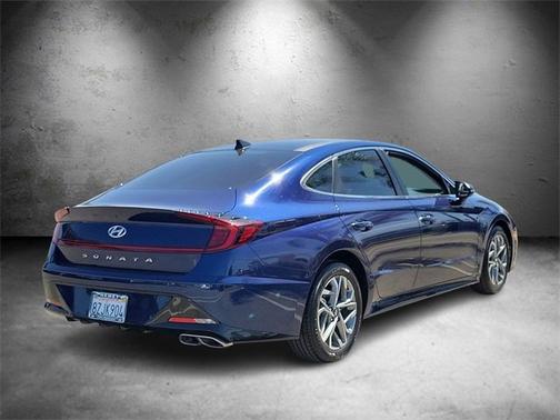 2022 Hyundai SONATA SEL
