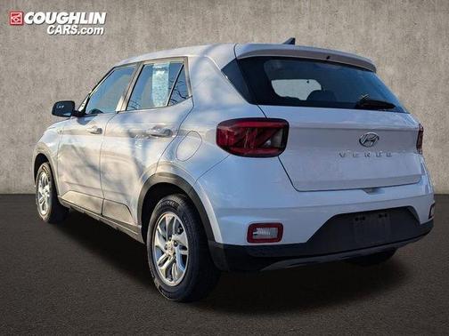 2022 Hyundai VENUE SE