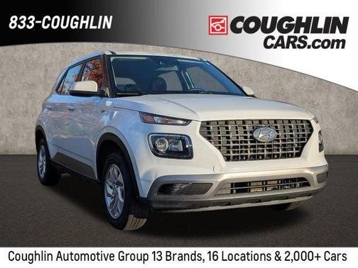 2022 Hyundai VENUE SE