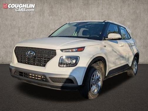 2022 Hyundai VENUE SE