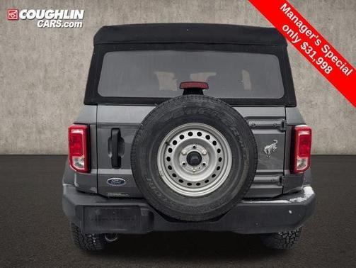 Carbonized Gray Metallic 2023 Ford Bronco Base
