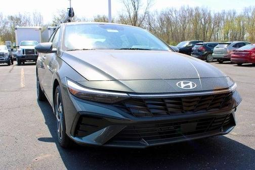 2025 Hyundai ELANTRA SEL Convenience
