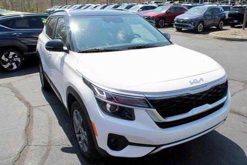 2023 Kia Seltos S
