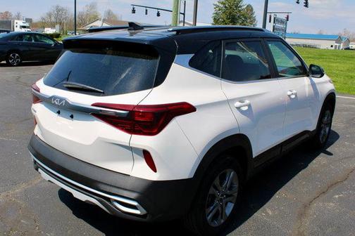 2023 Kia Seltos S