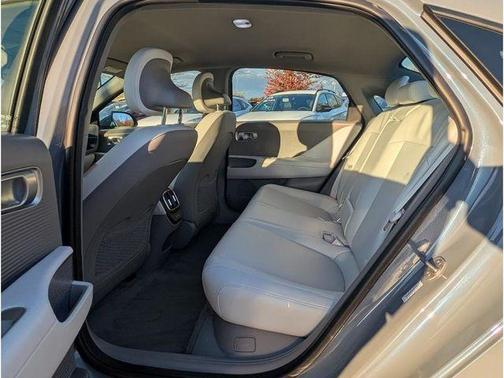 2024 Hyundai IONIQ 6 SEL