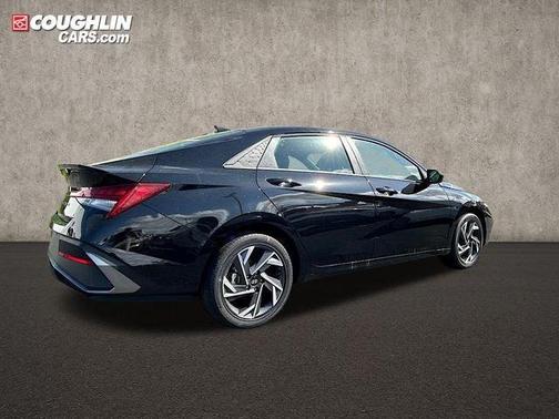 2025 Hyundai ELANTRA HEV SEL Sport