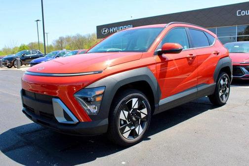 2024 Hyundai KONA SEL