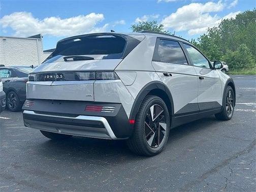 2025 Hyundai IONIQ 5 SEL