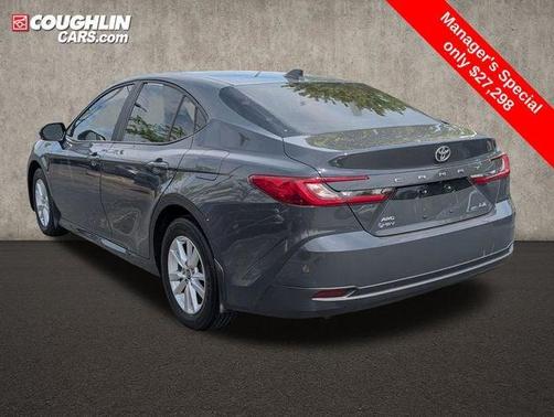 UNDERGROUND 2025 Toyota Camry LE