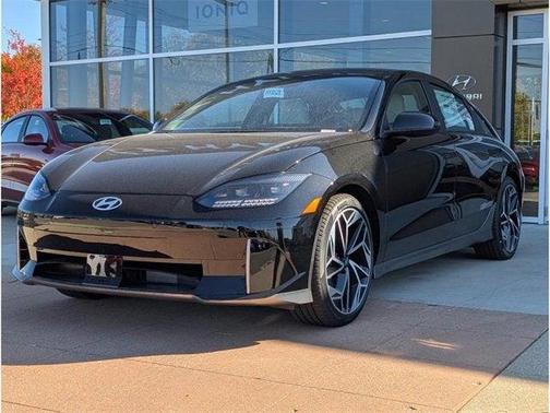 2025 Hyundai IONIQ 6 SEL