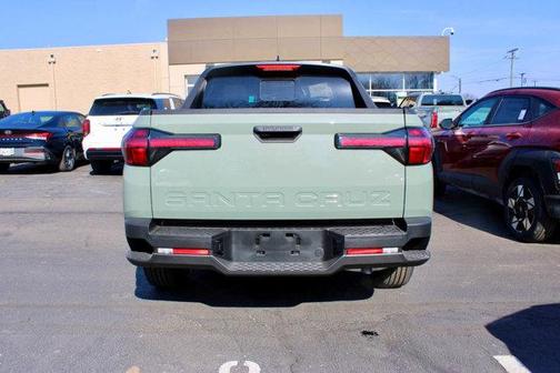 2025 Hyundai SANTA CRUZ SEL Activity